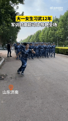 “拿了金牌就来大学报到了！”三大央媒点赞这个山东女孩，身份不简单