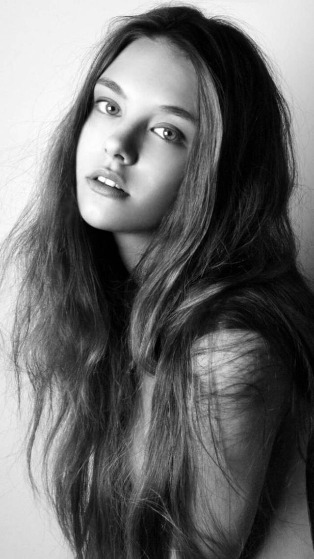 欧美女大学生找“干爹”,有超过300万人“援交”