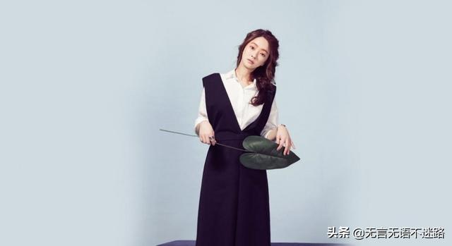 韩国美女演员徐孝琳,完美的八头身身材,即性感又有魅力