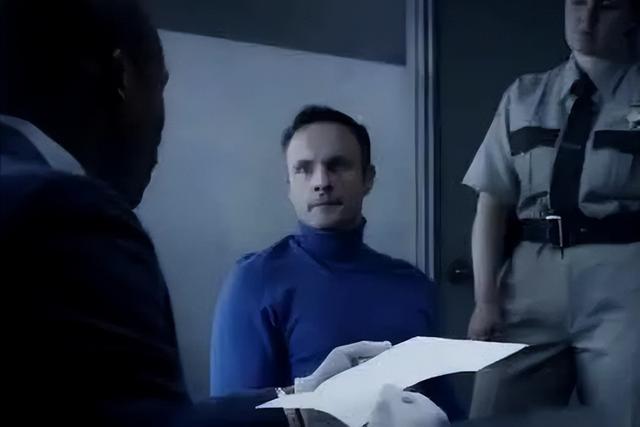 1980年，华裔学生痴迷美女老师，将其绑架囚禁53天，遭受非人折磨