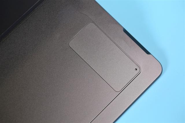 微软满分颜值Surface Pro X评测:最强ARM架构战未来