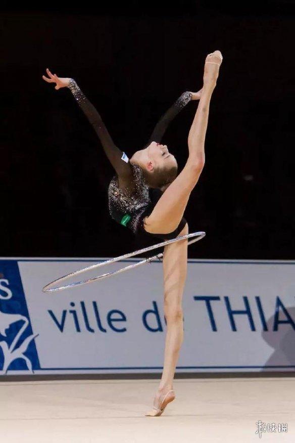 身材颜值逆天！俄罗斯艺术体操“仙女”Maria Titova