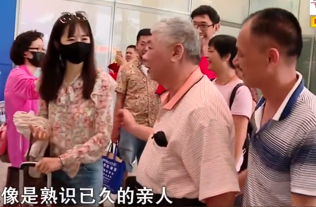 台湾美女替爷爷回大陆寻根，谁料找到老家时，发现爷爷已成独苗