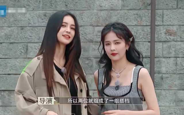 完美女神是假的，胯宽腿粗，溜肩没腰，生图揭露人间真实