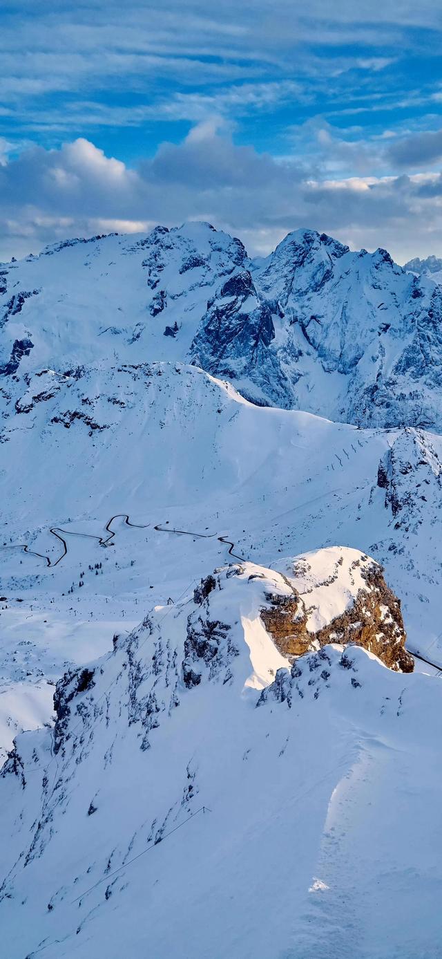 好看壁纸之香车美女