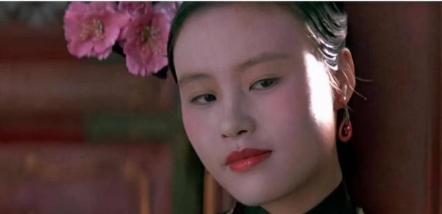 《末代皇帝》中两位“全球最美50人”，他认树当亲人，她嫁到国外