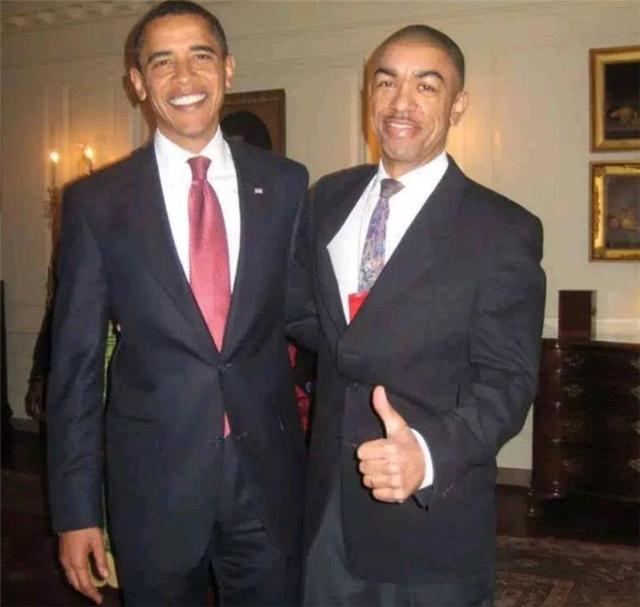 2008年,河南女孩刘雪华不顾反对嫁黑人,婚后得知他是奥巴马弟弟