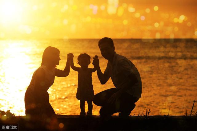 出轨女人的自白:以为跳出了没有爱的一潭死水,却又跌进新的火坑