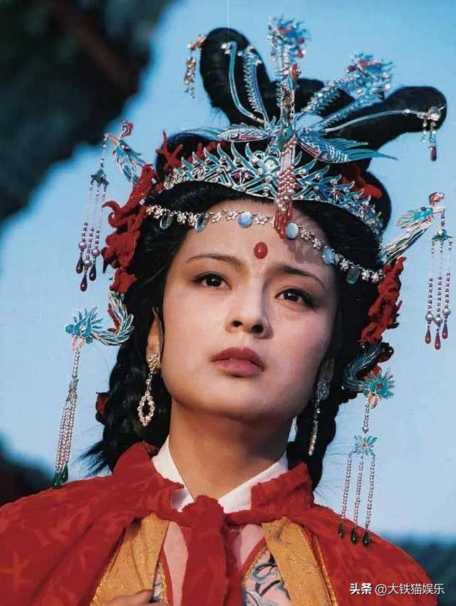 名字好听的8位女星,光听字音就觉得是美人,还透着一股文化气息