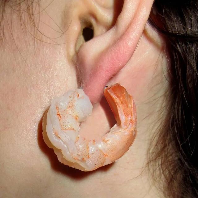 有点诱惑！外国美女设计师拍的“人体”艺术，够大胆，脑洞大开