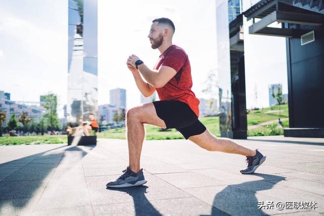 男人“忍”1个月，精子质量就能提高？备孕做好这3件事