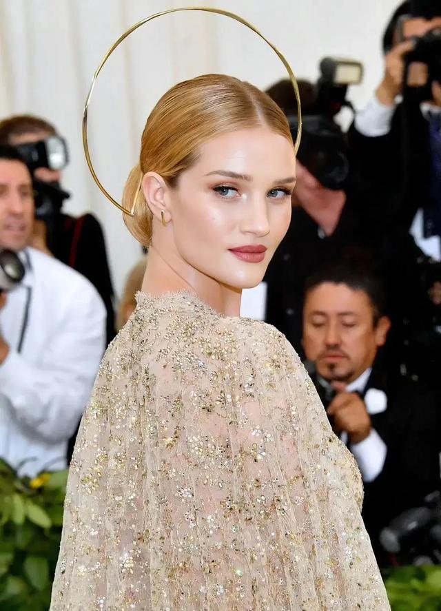百大性感美女英国超模Rosie Huntington-Whiteley