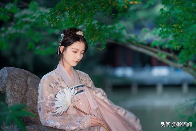 三八妇女节｜来看看怎样赞美你身边的女性