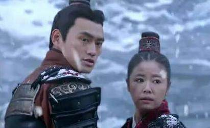 三十出头的蒋欣曾演15岁少女，和赵薇同岁的她却沦为妈妈专业户