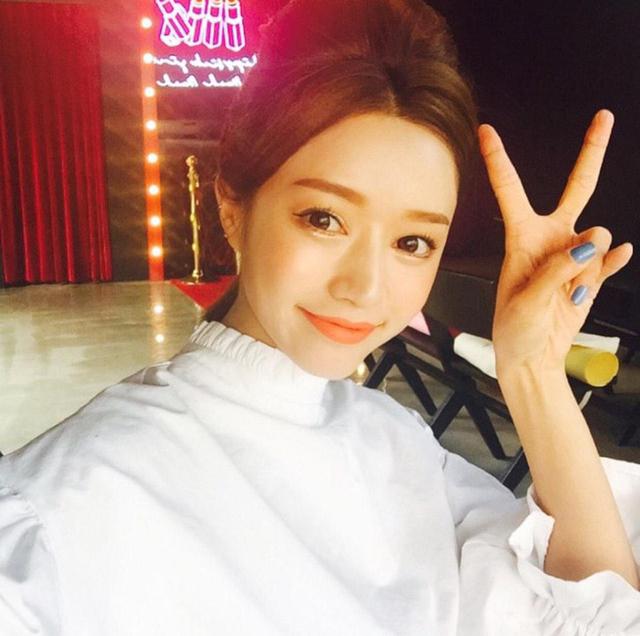 盘点ins上的高颜值美女｜多图解析，风格妆容气质一个也不放！