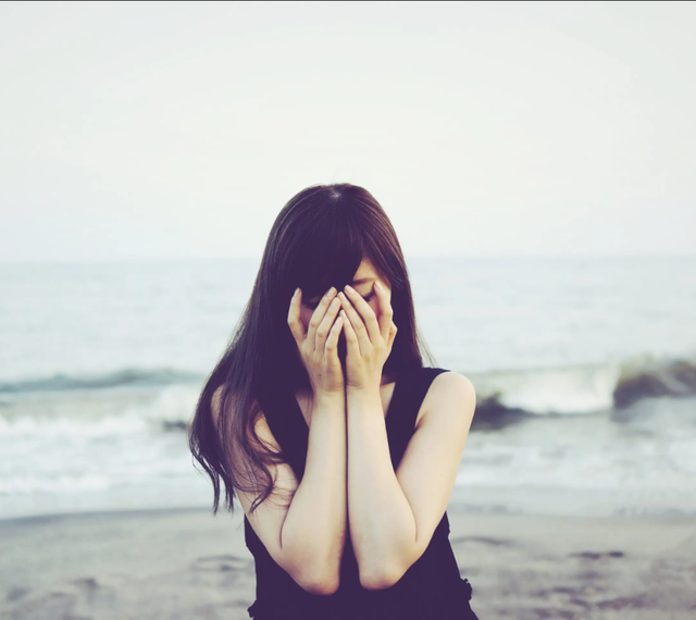 出轨只有一次和无数次,被出轨的女人无法自愈……