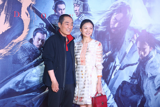 人前很清纯，人后却疯狂？这10位情史混乱的女星，才是“老司机”