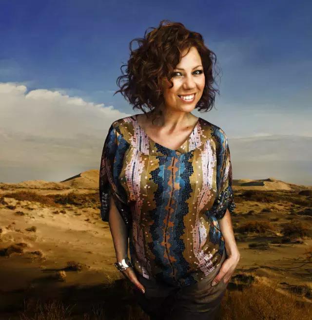 女神Natalie Imbruglia和她的“Torn”