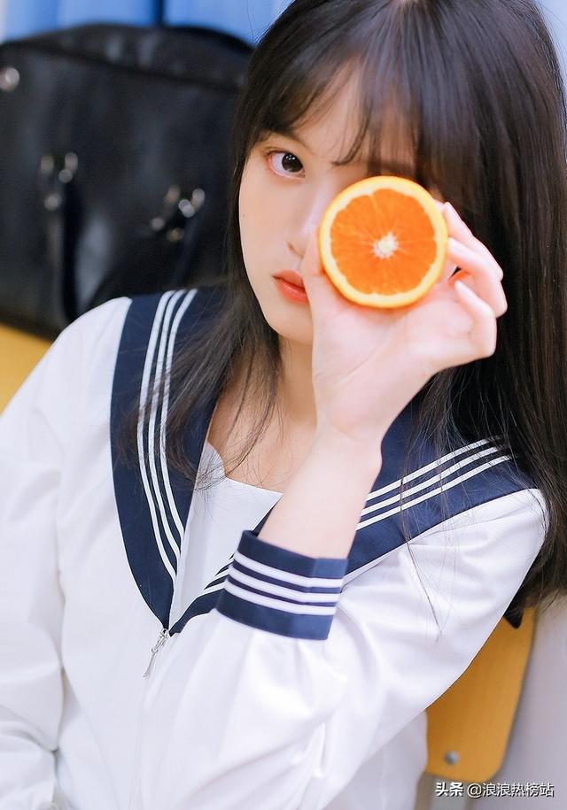 日本水手制服美女黑丝美腿清纯校园学生妹诱惑写真图片