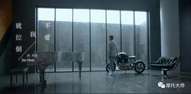 周杰伦发布新歌了，再快的H2，也追不回爱坐阿斯顿马丁的女孩！