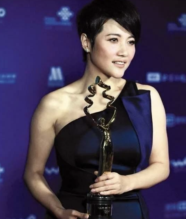 “捧不红”的10位女星，虽然观众扼腕叹息，但火不起来，也是幸运