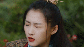 又惹争议了，嘴含戒指接吻，国产剧的吻戏开始了一场“病态传承”