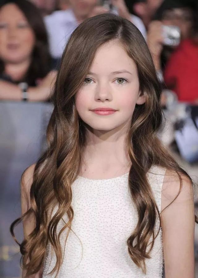 「赏色」虽然胡桃夹子的评分低,但女主的颜值高啊!