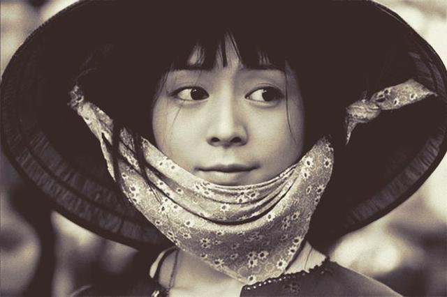 靠裸戏出镜成名,与导演不清不白,再想起往事,张静初是否后悔过