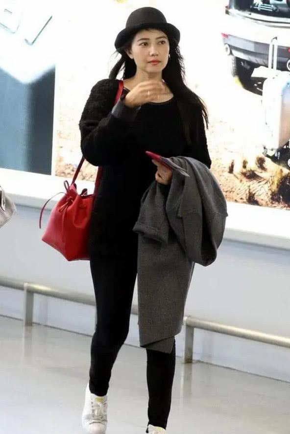 8位堪称“半身美人”的女星,穿上礼服惊艳四射,真实腿短又腿粗