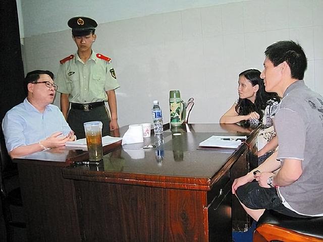 文强注射死刑前一天，重庆公安局长王立军和他谈话50分钟