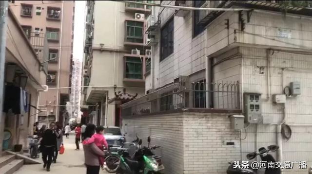 禽兽父母！深圳小女孩遭家暴视频疯传，警方介入！监控来源是……