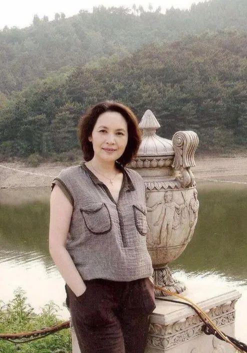 10位“一眼万年”女演员，个个美到窒息，有人靠一个角色吃一辈子