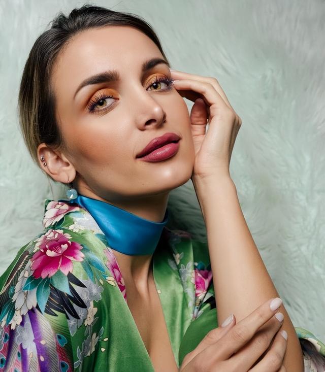 美最有良心老板翻车！自砍百万年薪补贴员工，却PUA性侵多位女性