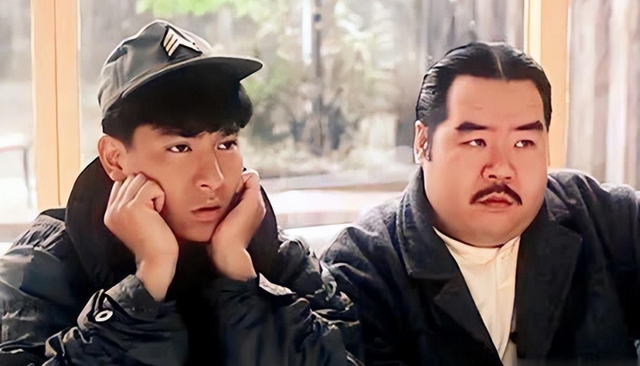 香港导演和夜店女性发生关系，让女方扮狗舔脚趾，刘德华或受连累