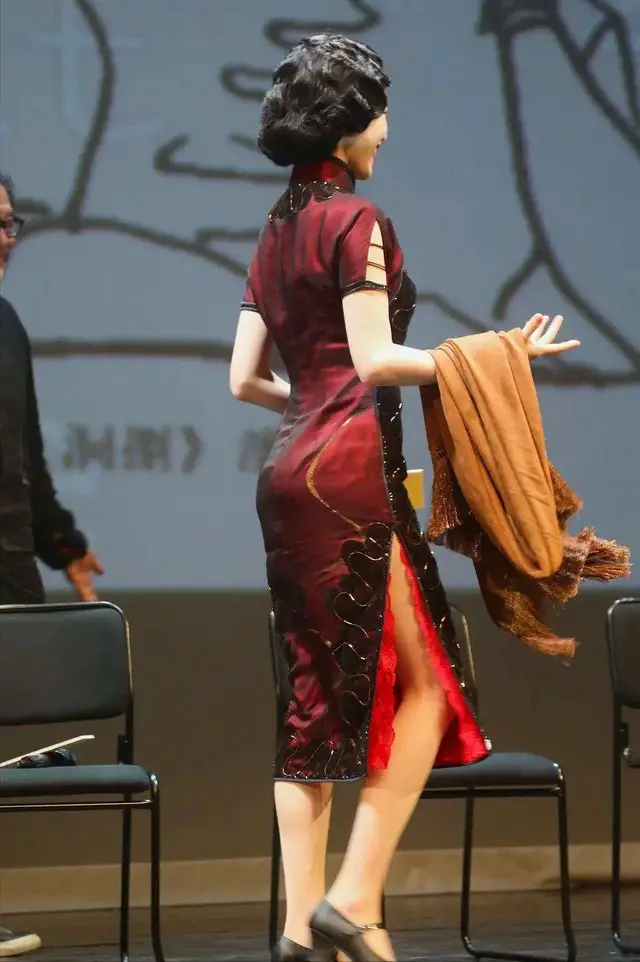 10位穿旗袍的女演员，有人天生媚骨，有人冷若冰霜，有人知性端庄