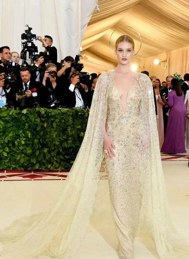 百大性感美女英国超模Rosie Huntington-Whiteley