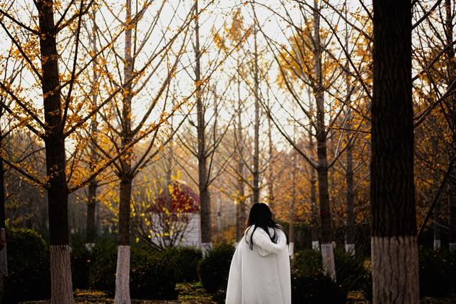 两性交往时，多跟女生聊这些话题，有助于拉近彼此间距离