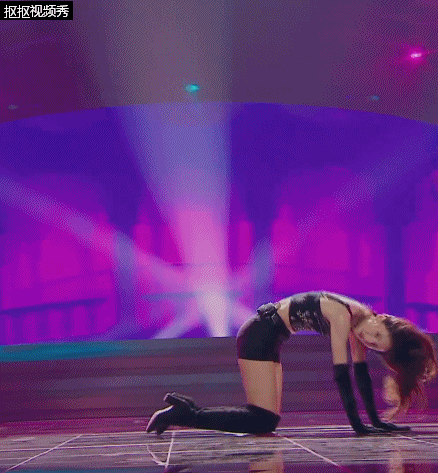 女星的一字马演绎：董璇笑称在甩秋膘，陈小纭可以劈到215度