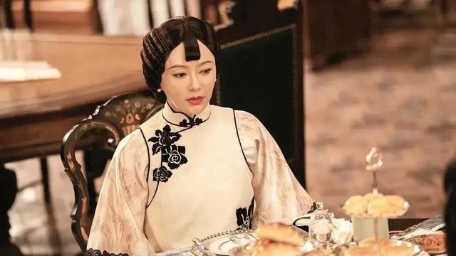 10位穿旗袍的女演员，有人天生媚骨，有人冷若冰霜，有人知性端庄