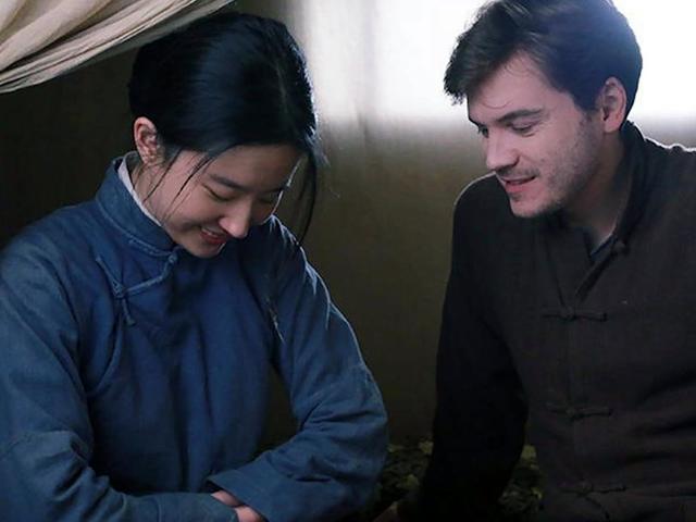 贾平凹《黑氏》：一个丑妇的“多段”恋情，揭开了人性的低级欲望