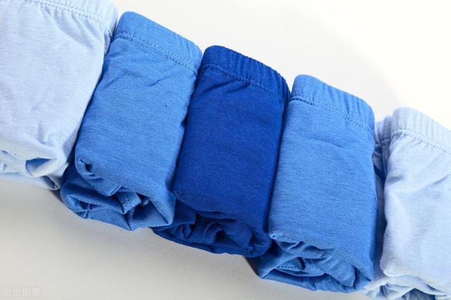 为什么女生的内裤老是“卡缝”？如何挑合适的内裤