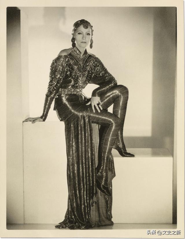 美女间谍玛塔·哈丽:靠脱衣舞成名,色诱多位英法军官,结局如何