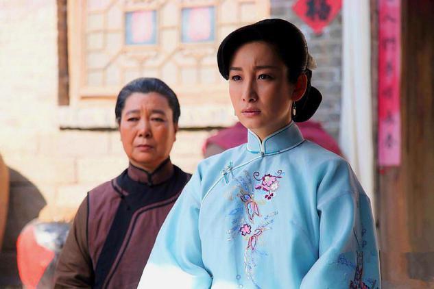 脸上有这4个特征，秒变苦相脸，没气质还显丑，十分颜值骤降六分