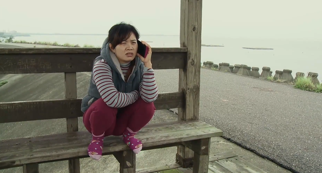 越南新娘,13万就被卖给45岁粗汉,要往娘家偷寄钱,细扒一言难尽