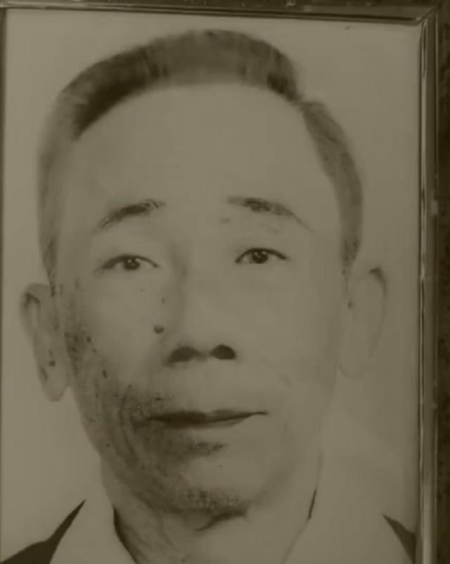 台湾美女替爷爷回大陆寻根，谁料找到老家时，发现爷爷已成独苗