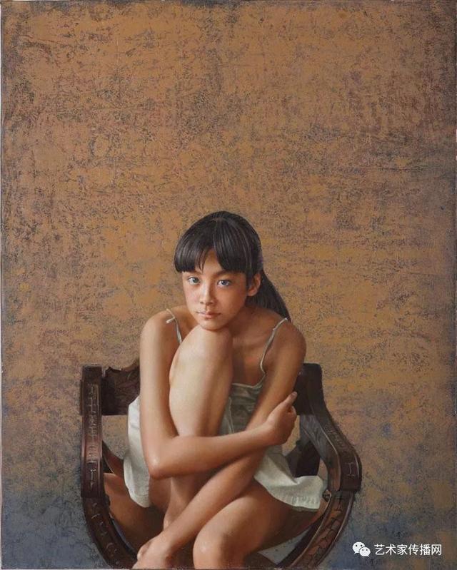 李晓刚用坦培拉油画混合画法画出的人体画，真是惊艳