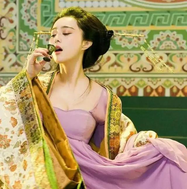 流量岁月里最美的一百首诗歌,献给擦肩而去的2020