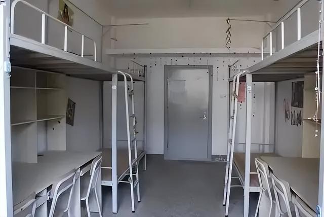 女研究生带母上学，最终宿舍自缢身亡：没有人愿意被脐带栓一辈子