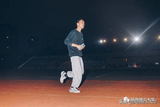 夜色撩人，怎得一个“好”字了得