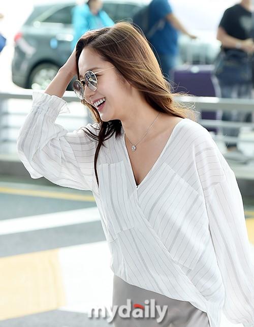 「MD PHOTO」 韩国女艺人朴敏英飞往美国洛杉矶拍杂志写真